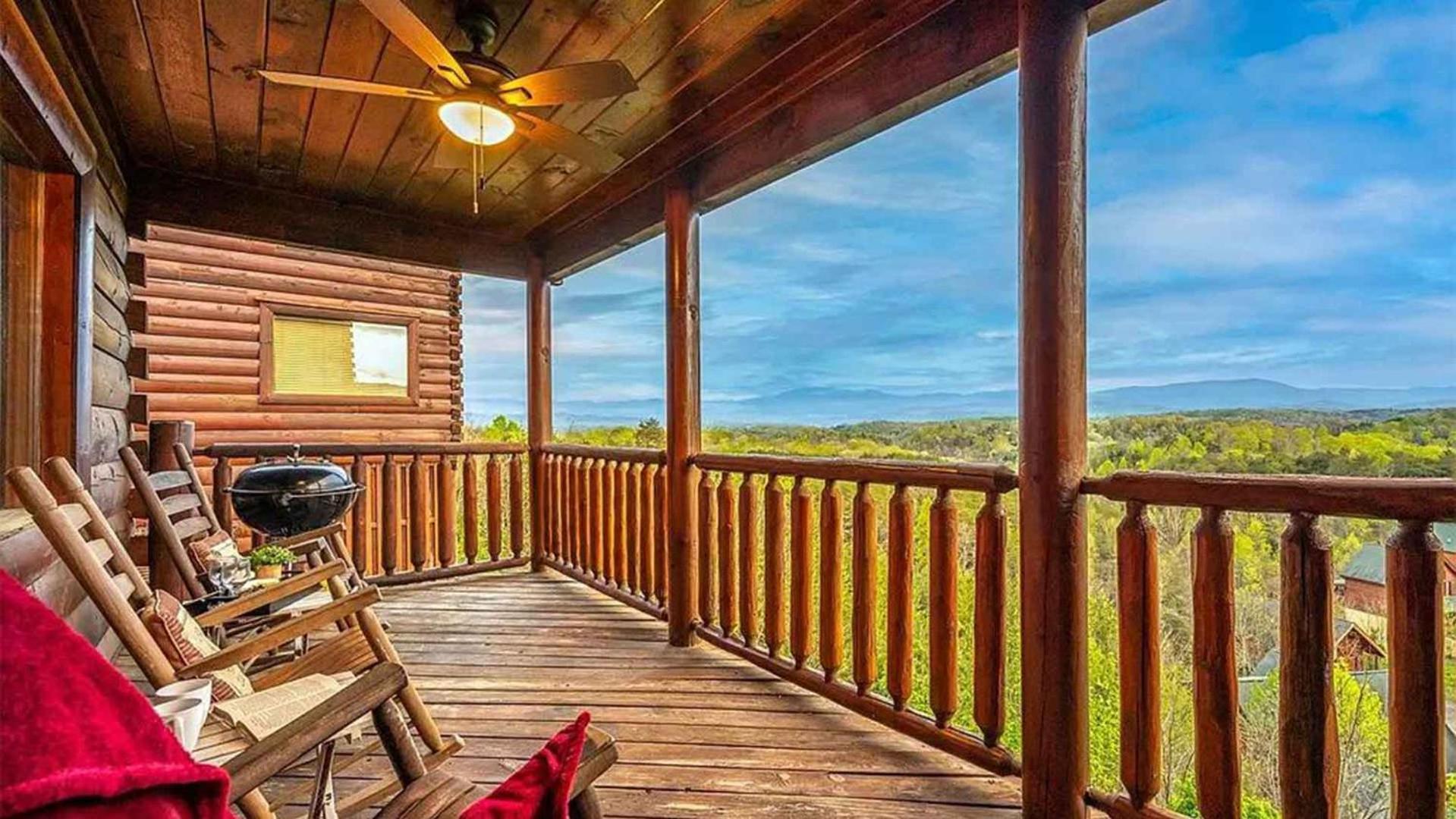 Villa New Majestic 5 Star Amazing View, Pool, Hot Tub! à Pigeon Forge Extérieur photo